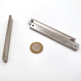 magnete al neodimio rettangolare con foro di fissaggio 100 x 13,5 mm