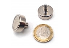 magnet with screw socket  0,79in