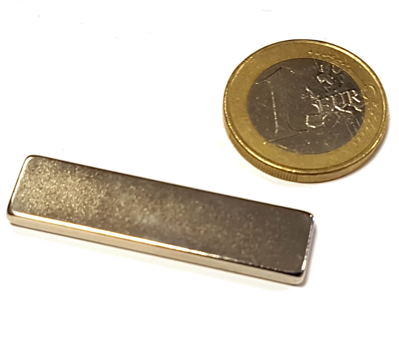 Aimants Sans Trace Repositionnables Plaques Magnétiques Autocollantes GAUDER - ⌀ 20mm - 100 Pièces - Pour Photos, Tableaux Pastille Aimantée Tableau Blanc