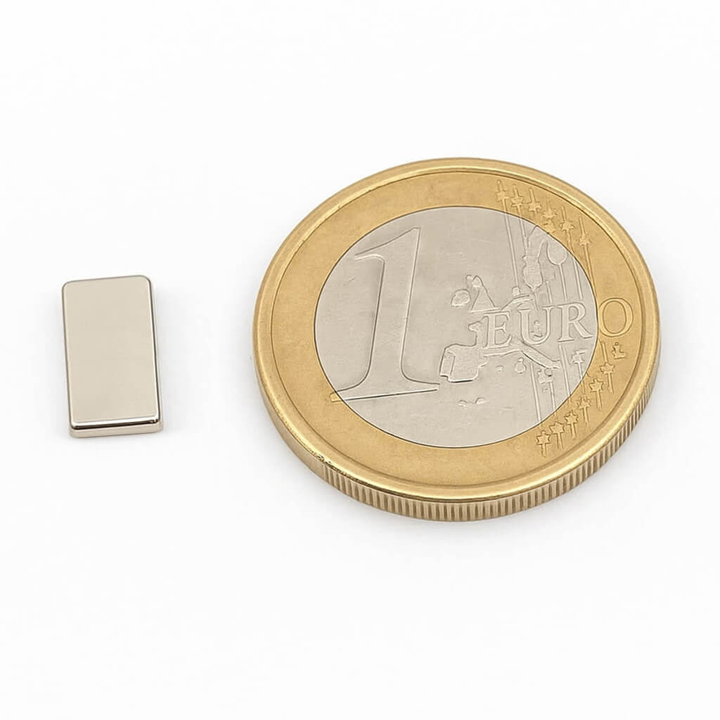 Aimant néodyme bloc 10x5x1mm, puissance 0.65kg