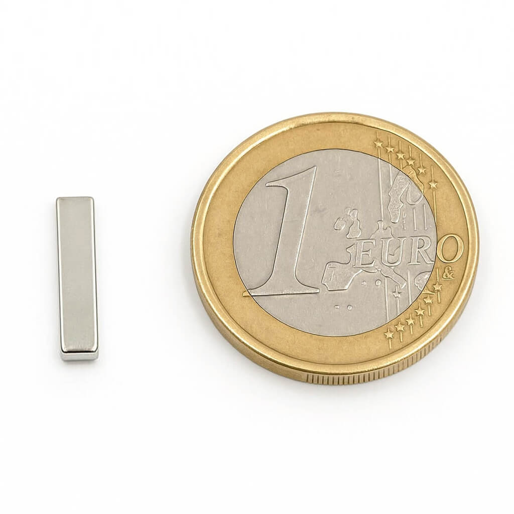 Aimant néodyme bloc 15x3x1.2mm, puissance 500gr