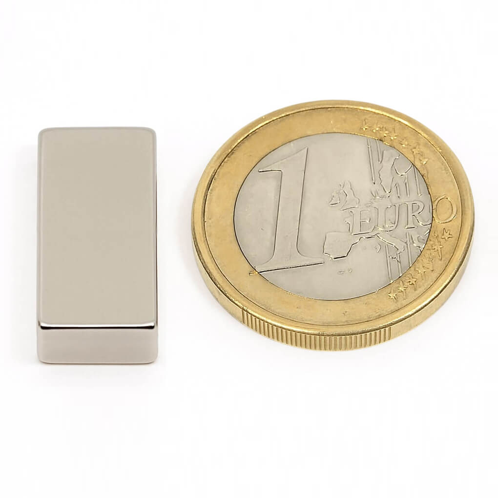 Aimant néodyme bloc 20x10x5mm, puissance 3.8kg