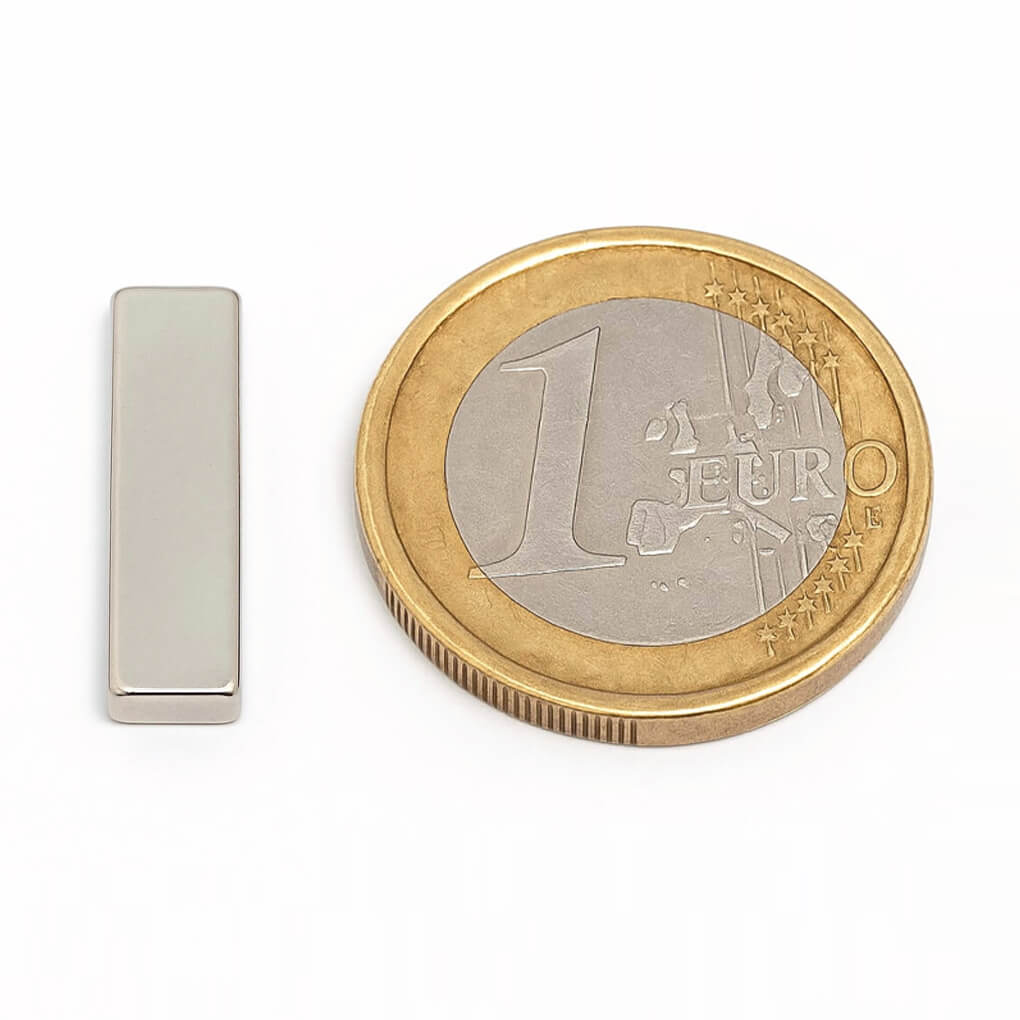 Aimant néodyme bloc 20x5x2mm, puissance 1.5kg