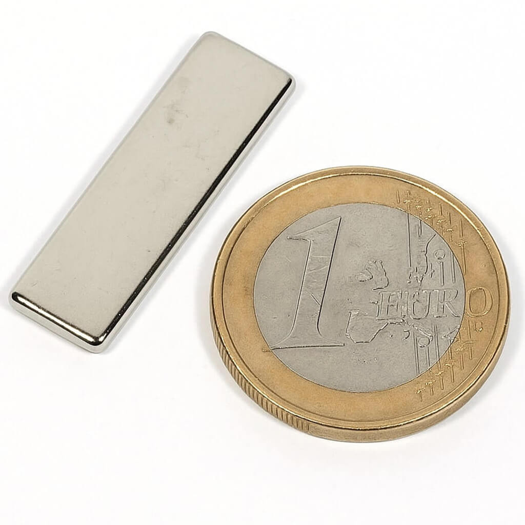 Aimant néodyme bloc 30x9x2mm, puissance 2.6kg
