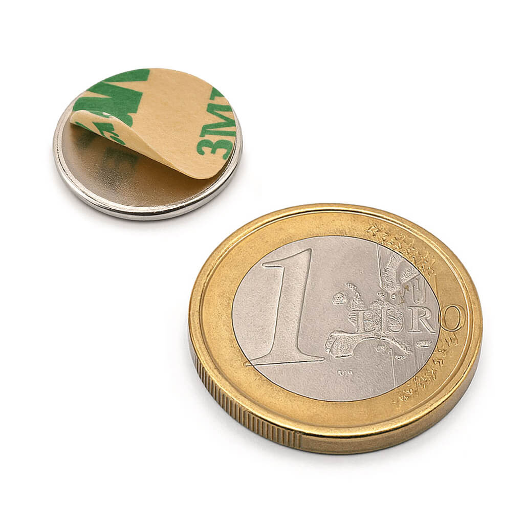 Aimant autocollant ⌀15x1mm, puissance 0.65kg 49 Aimant autocollant ⌀15x1mm, puissance 0.65kg