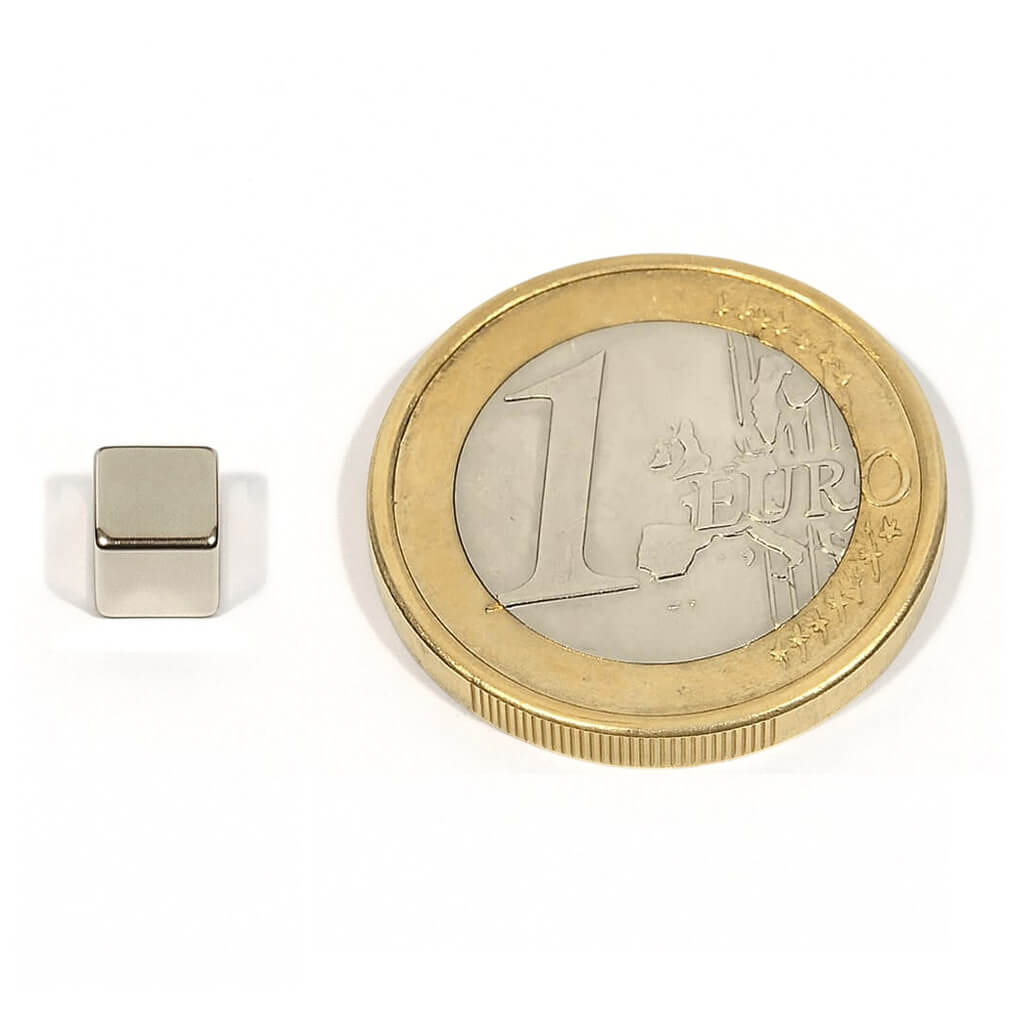 Aimant néodyme bloc 5x5x5mm, puissance 1.1kg