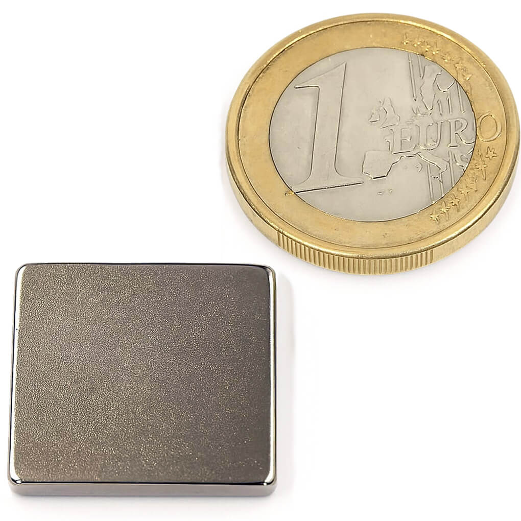 Aimant néodyme bloc 20x20x2mm, puissance 2.6kg